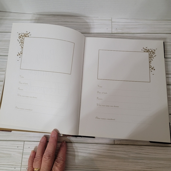 1997 Anne Geddes Baby Names Keepsake Hardback Book 144 Pages Like New Condition - Picture 5 of 9